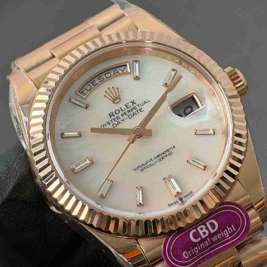 ROLEX   Day Date 40 RO2087 (18K gold 210g)