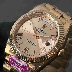 ROLEX   Day Date 40 RO2088 (18K gold 210g)