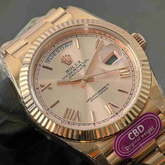 ROLEX   Day Date 40 RO2088 (18K gold 210g)