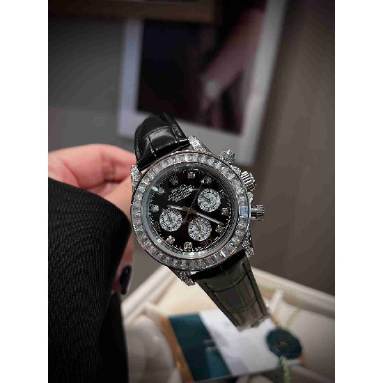 ROLEX     A Cosmograph Daytona RO2092