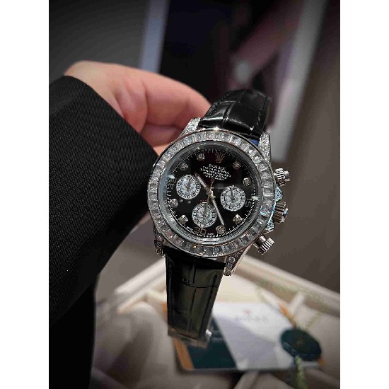 ROLEX     A Cosmograph Daytona RO2092