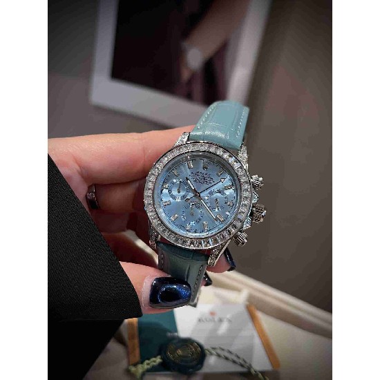 ROLEX     A Cosmograph Daytona RO2093