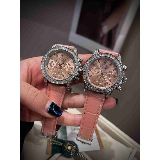 ROLEX     A Cosmograph Daytona RO2094