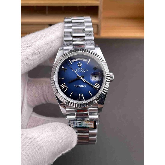 ROLEX   Day Date 40 RO2096