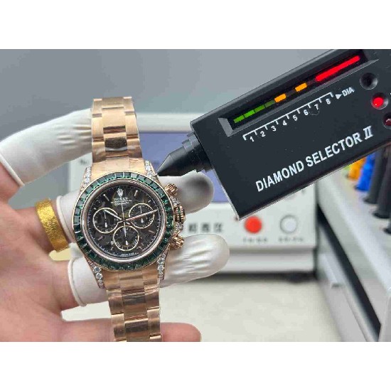 ROLEX   Cosmograph Daytona RO2098
