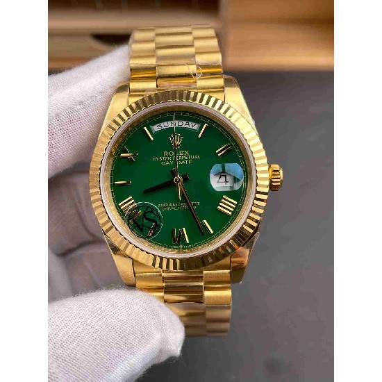 ROLEX   Day Date 40 RO2101