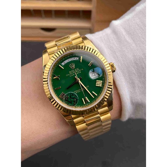 ROLEX   Day Date 40 RO2101