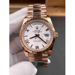 ROLEX   Day Date 40 RO2119 (18K gold 210g)