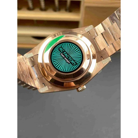 ROLEX   Day Date 40 RO2119 (18K gold 210g)
