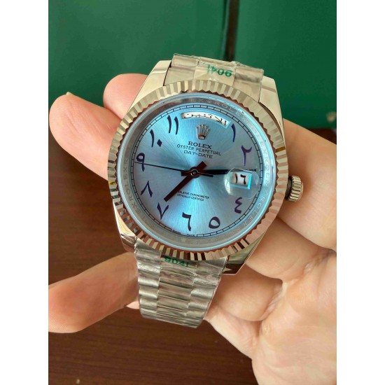 ROLEX      Day Date 40 RO2131