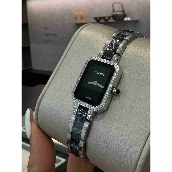 Chanel  Watch CHW0094