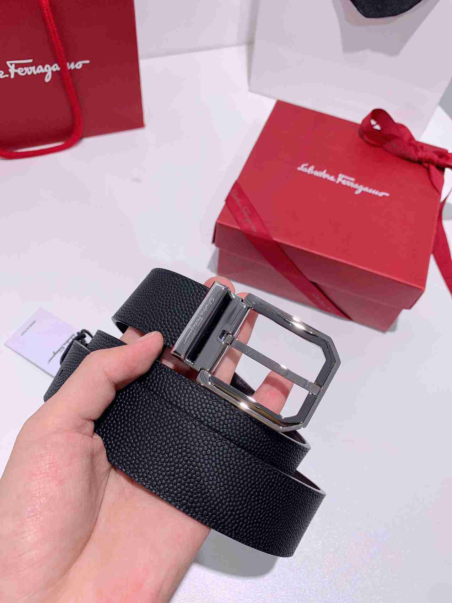 Salvatore Ferragamo Belt 