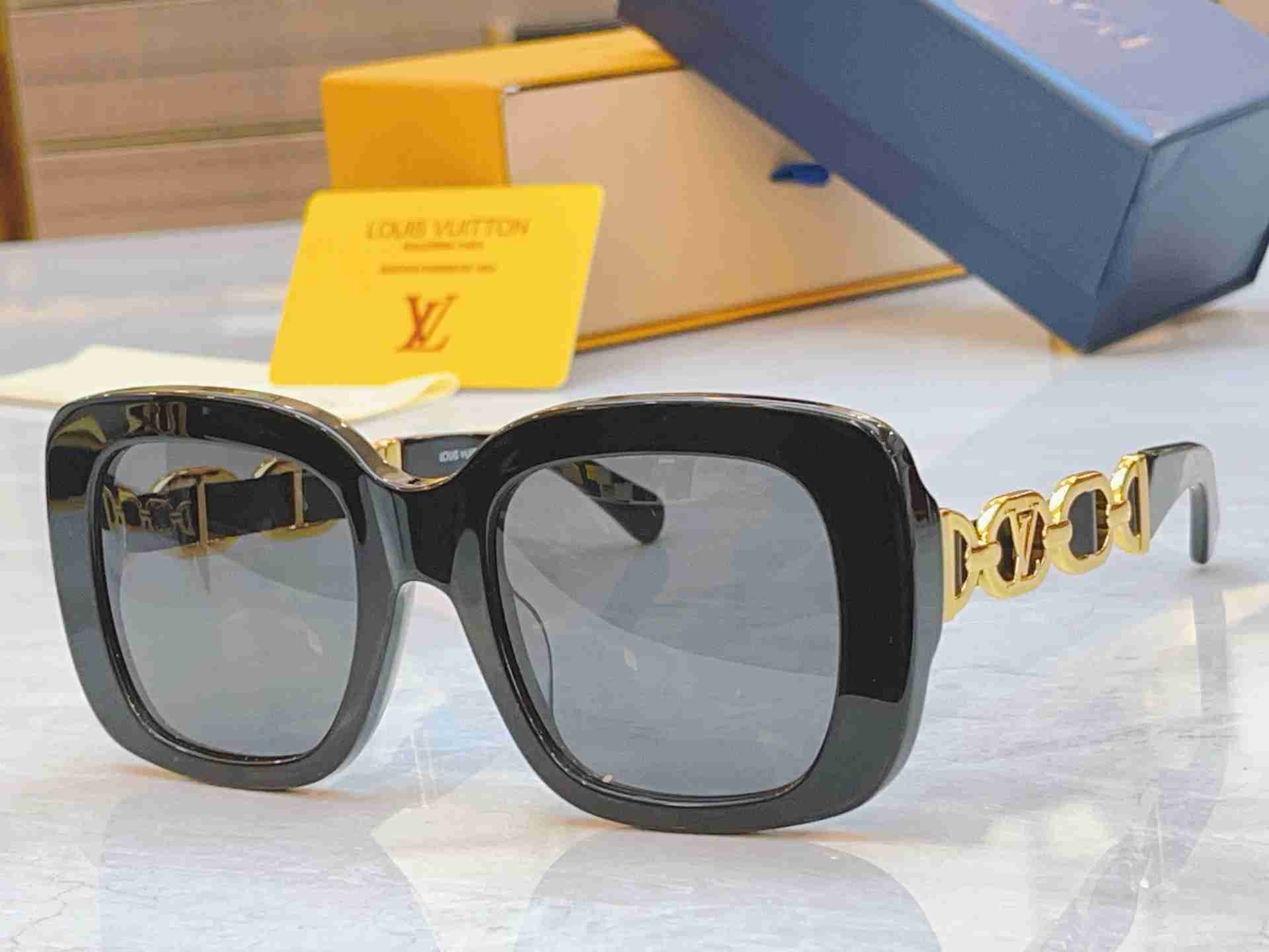 Louis  Vuitton sunglasses LVAA43