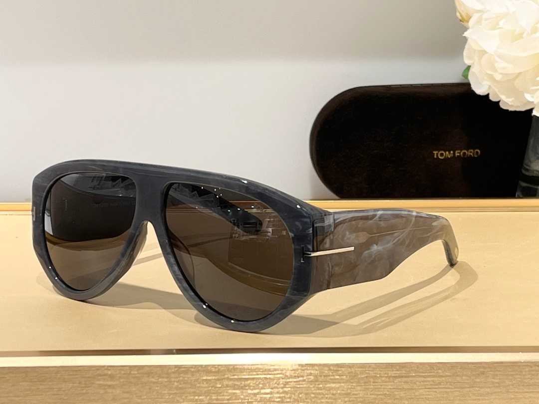 TOM FORD sunglasses