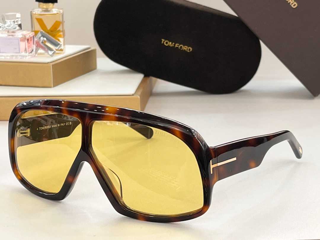 TOM FORD sunglasses