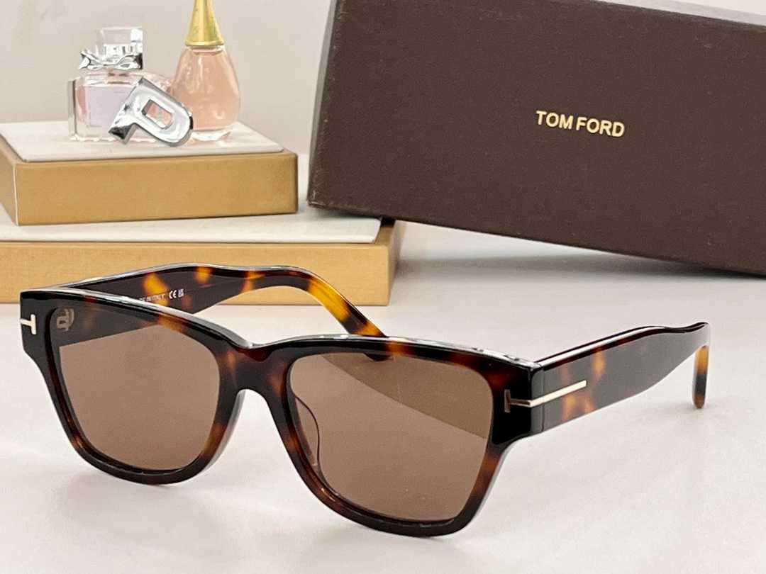 TOM FORD sunglasses