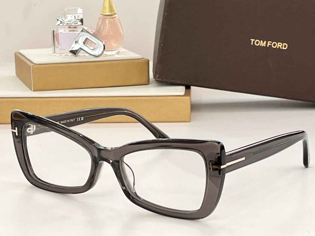 TOM FORD sunglasses