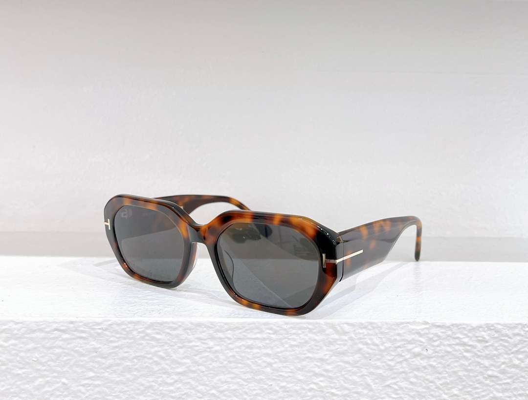 TOM FORD sunglasses