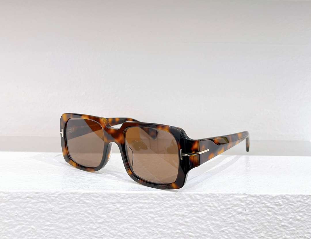 TOM FORD sunglasses
