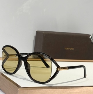 TOM  FORD sunglasses