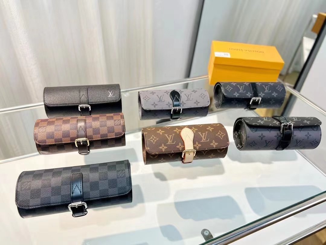Free Gifts LV watch Case (Need to Order Amount ≥ $400)️! ! Dont Support Purchase Separately!!! 
