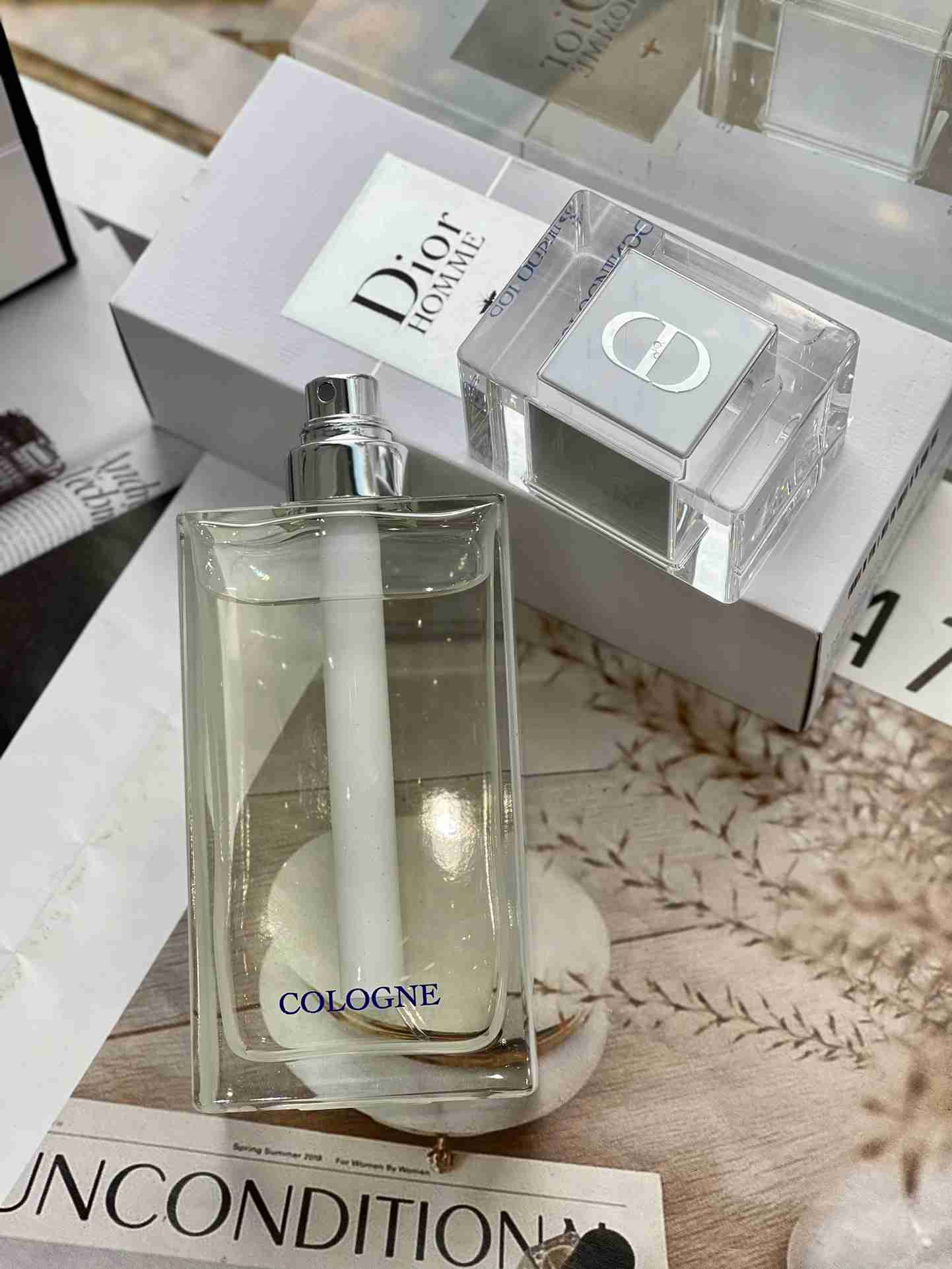 Dior Perfume DIX0008