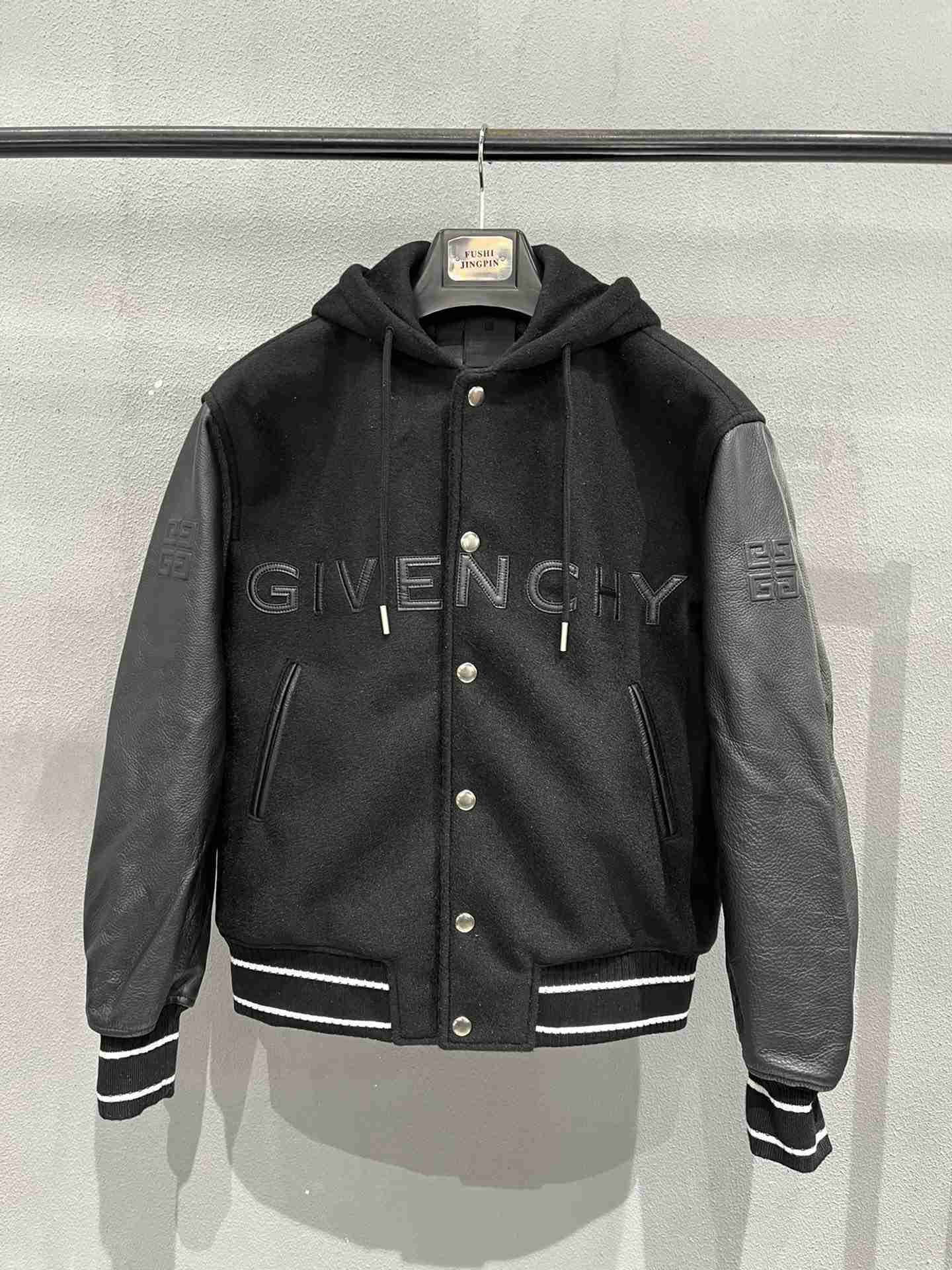 Givenchy Tops GVY0054