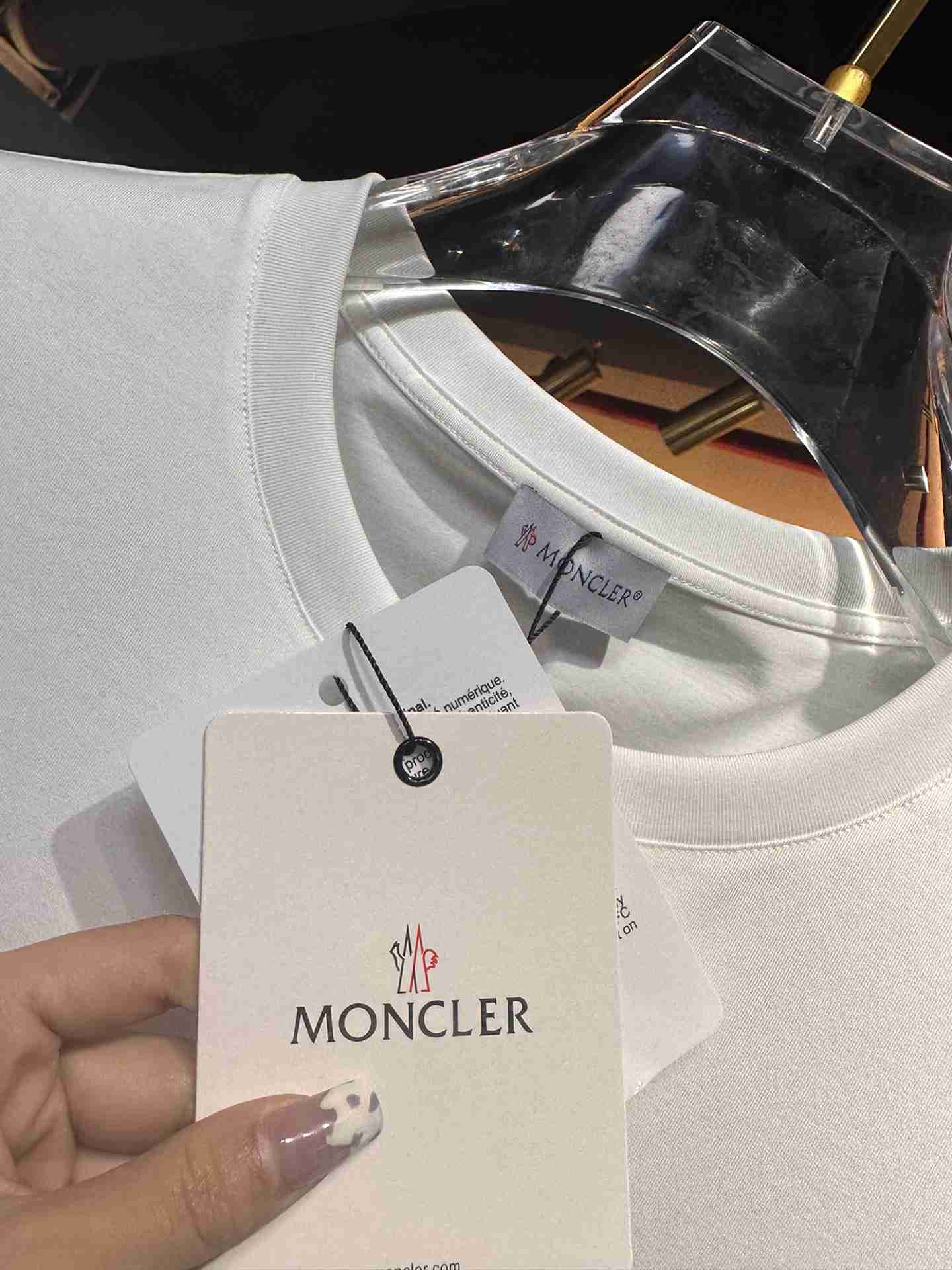 Moncler T-shirt MOY0028