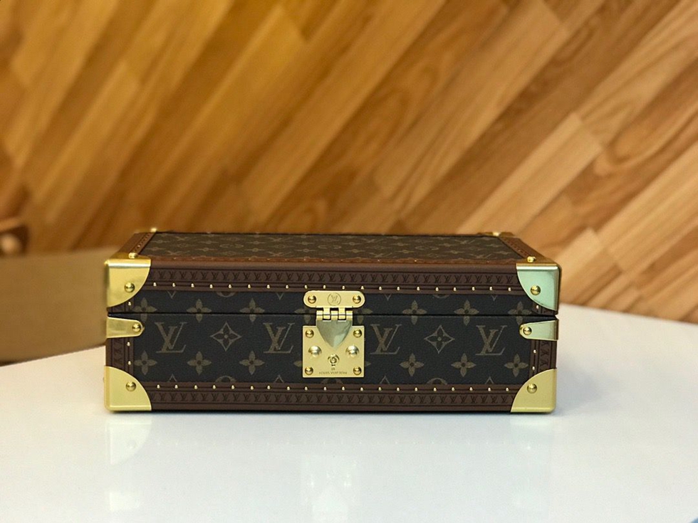 Watch case WA0002
