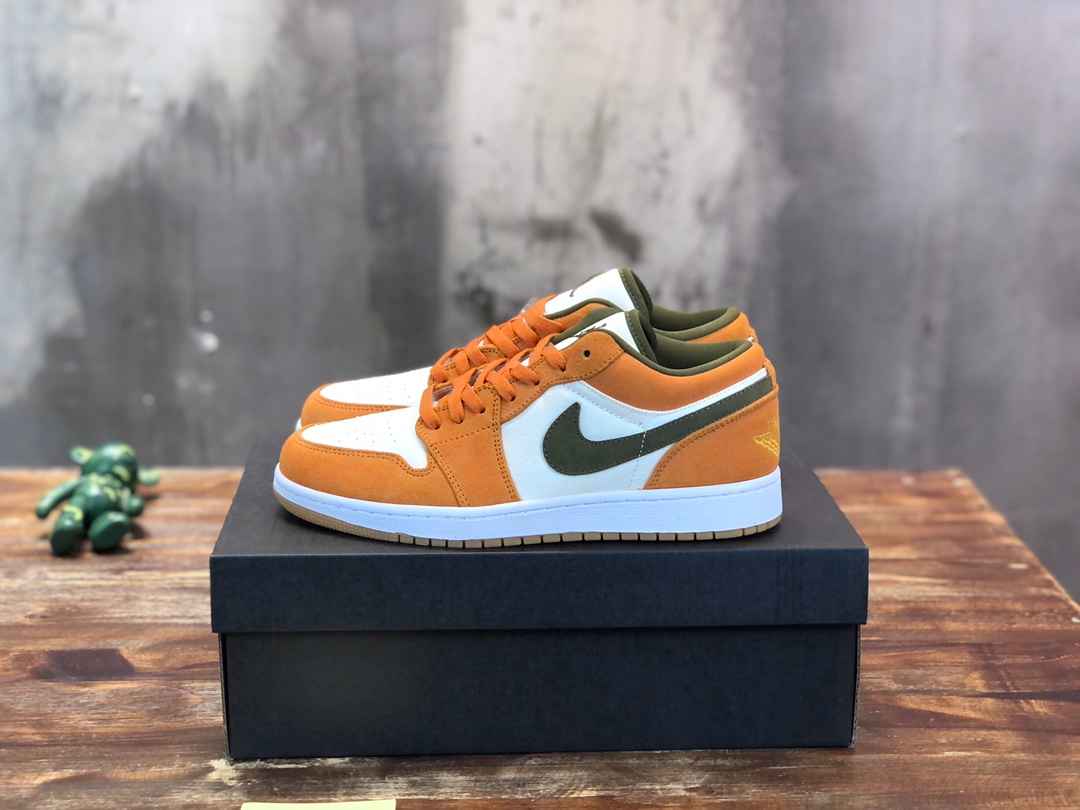 ‌Air Jordan AJ0102