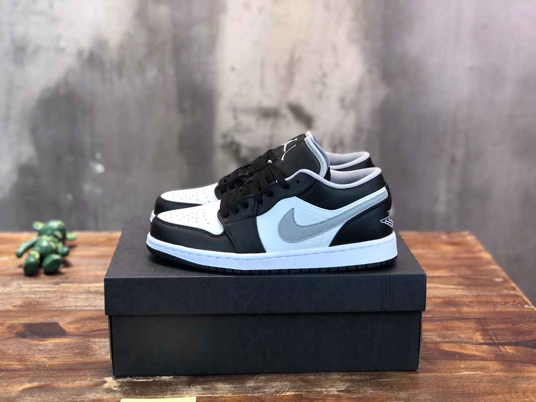 ‌Air Jordan AJ0115