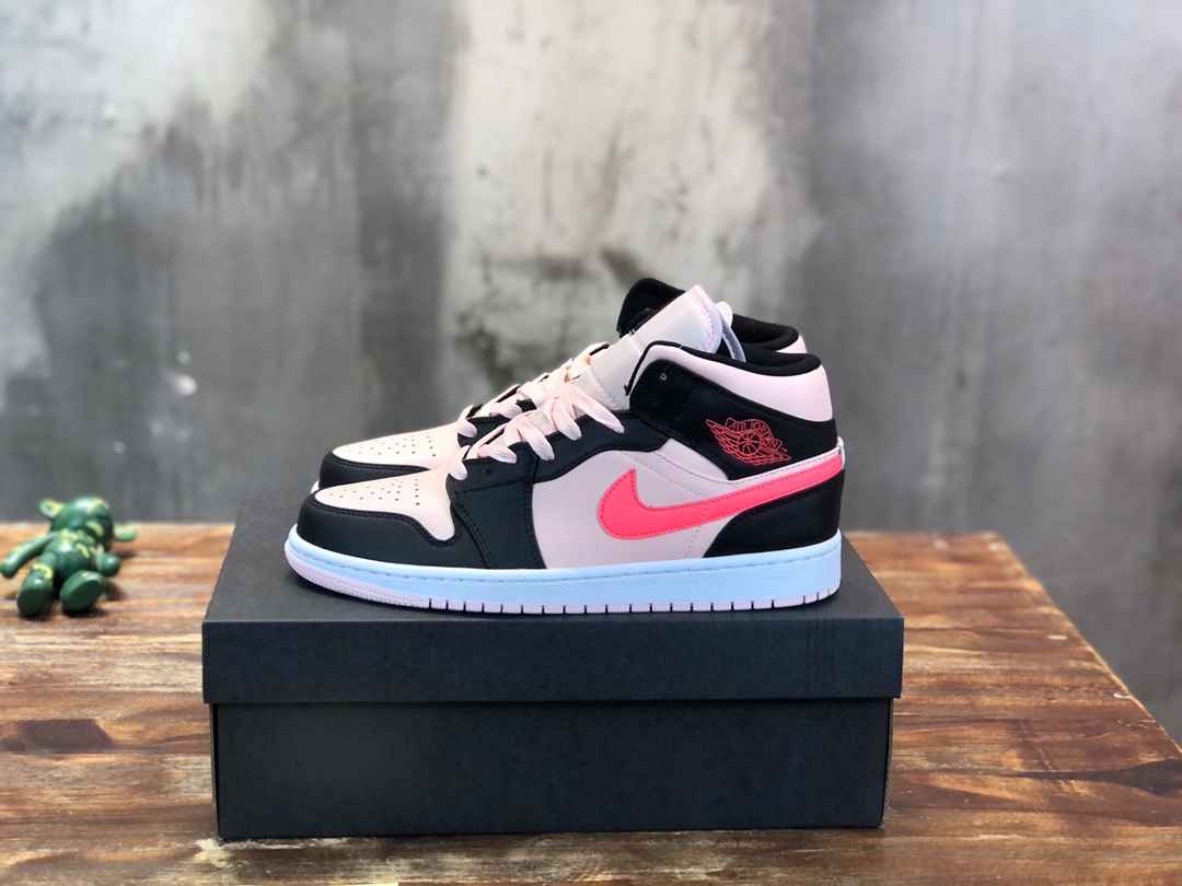 ‌Air Jordan AJ0129