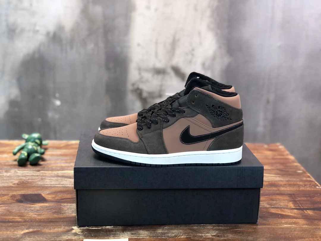 ‌Air Jordan AJ0139