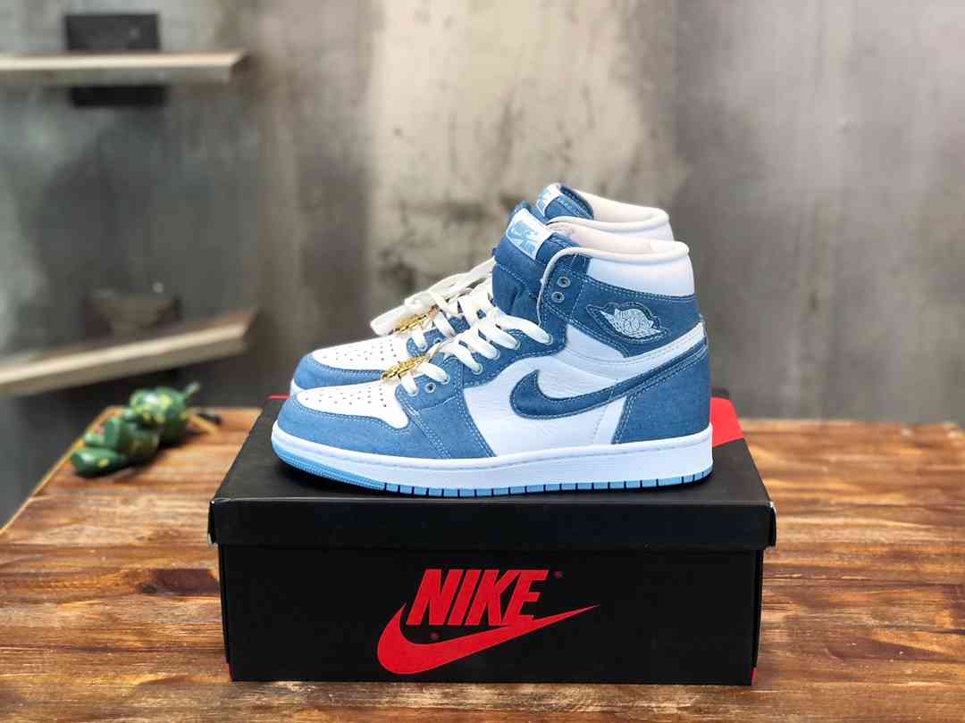 ‌Air Jordan AJ0149