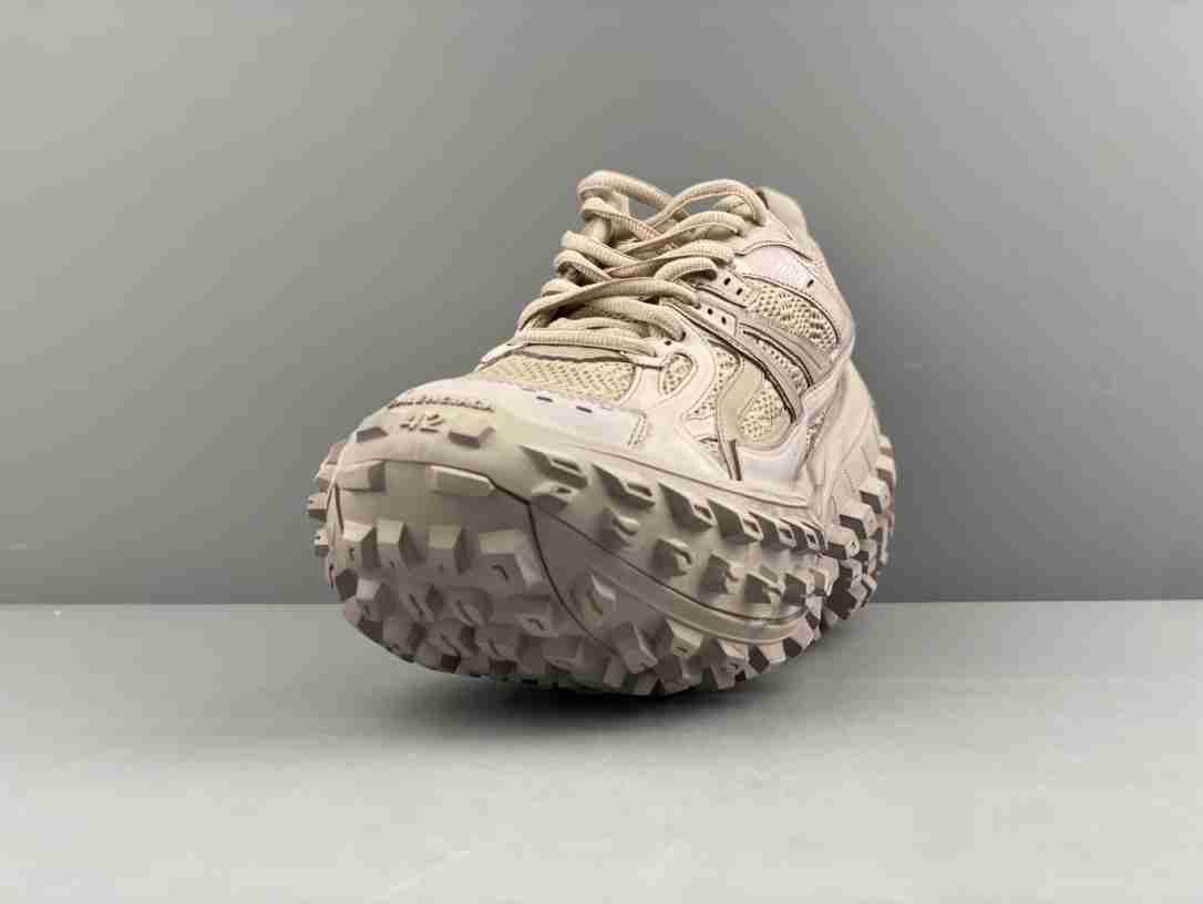 BALENCIAGA BL0113