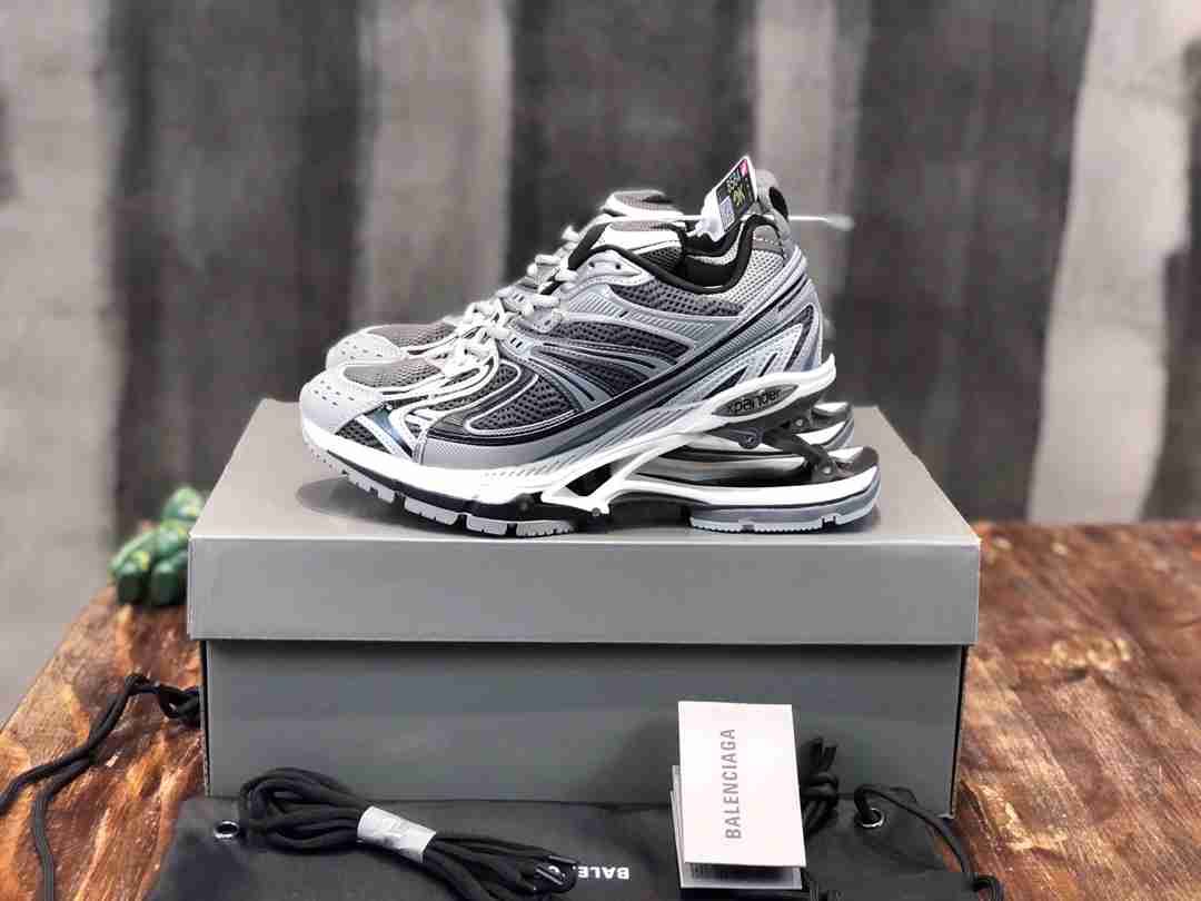 BALENCIAGA BL0118