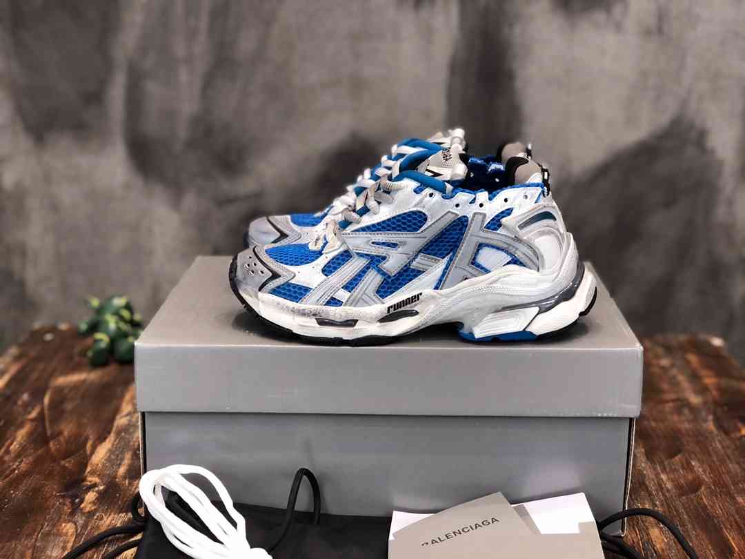 BALENCIAGA BL0131