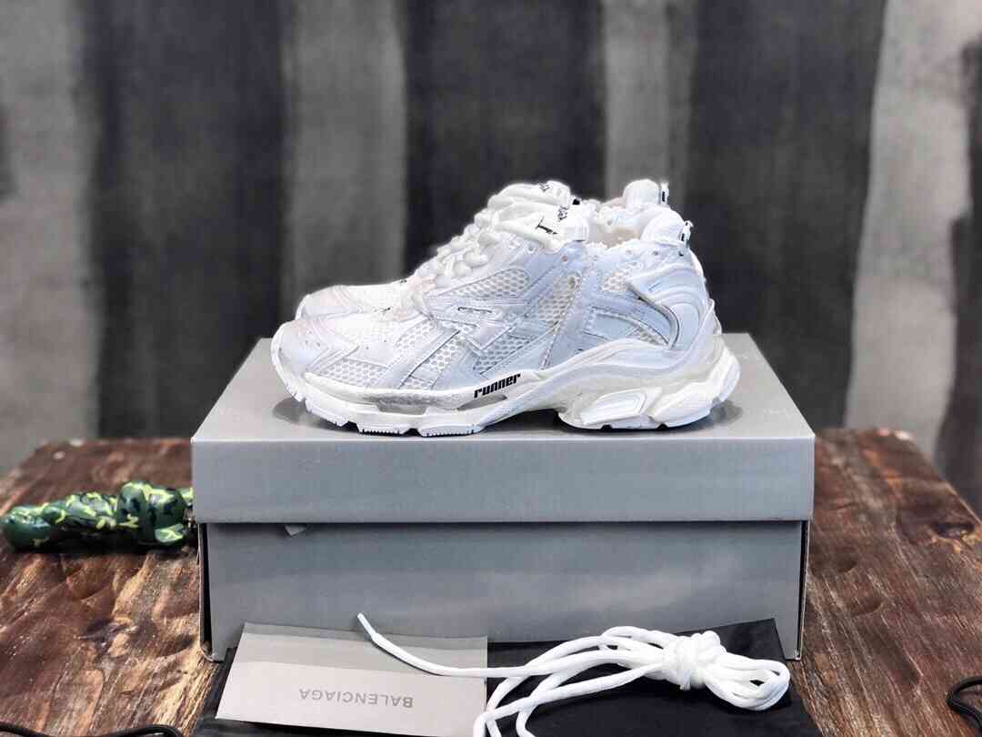 BALENCIAGA BL0133