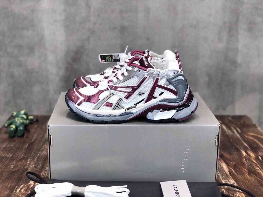 BALENCIAGA BL0135