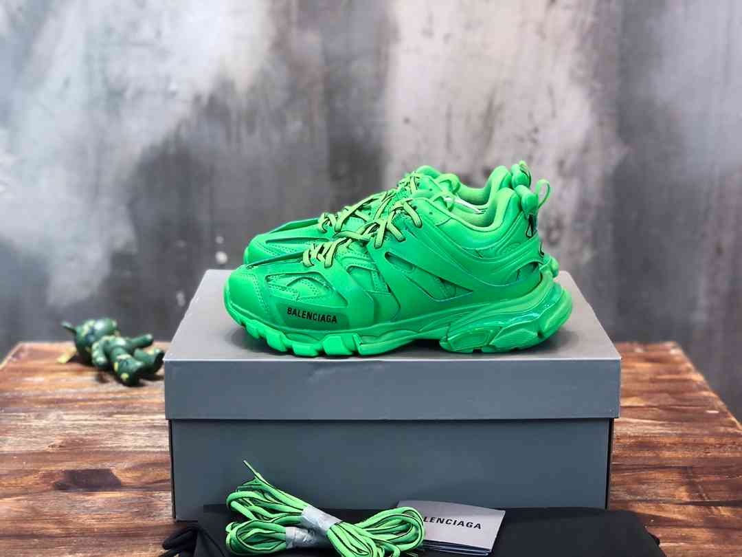 BALENCIAGA BL0138