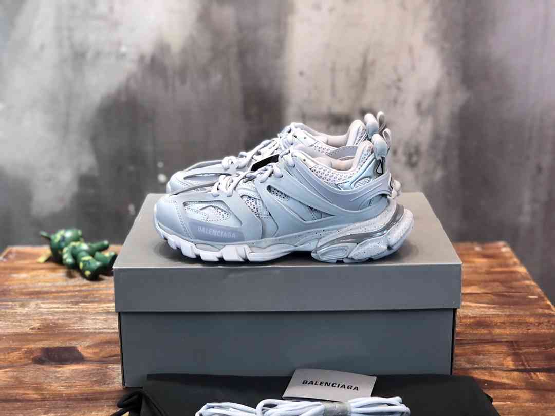 BALENCIAGA BL0139