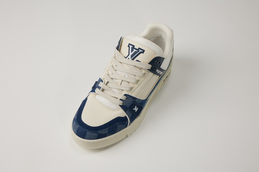 LV    sneakers LU0463