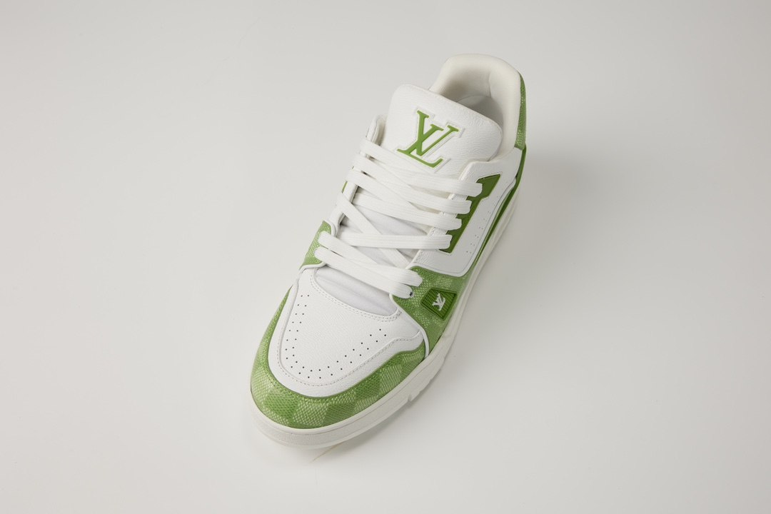 LV    sneakers LU0465