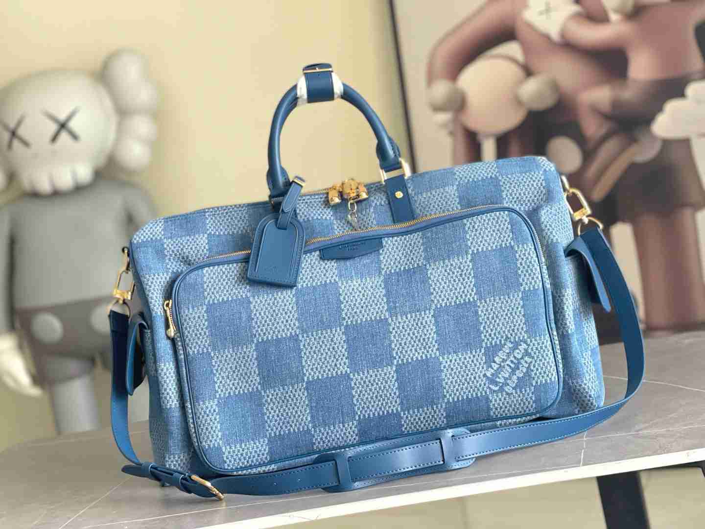 LV Men Bags LVB0113 (high quality）