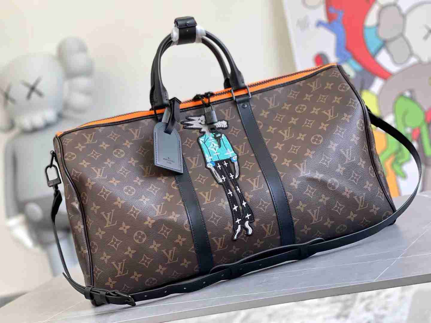 LV Men Bags LVB0115 (high quality）