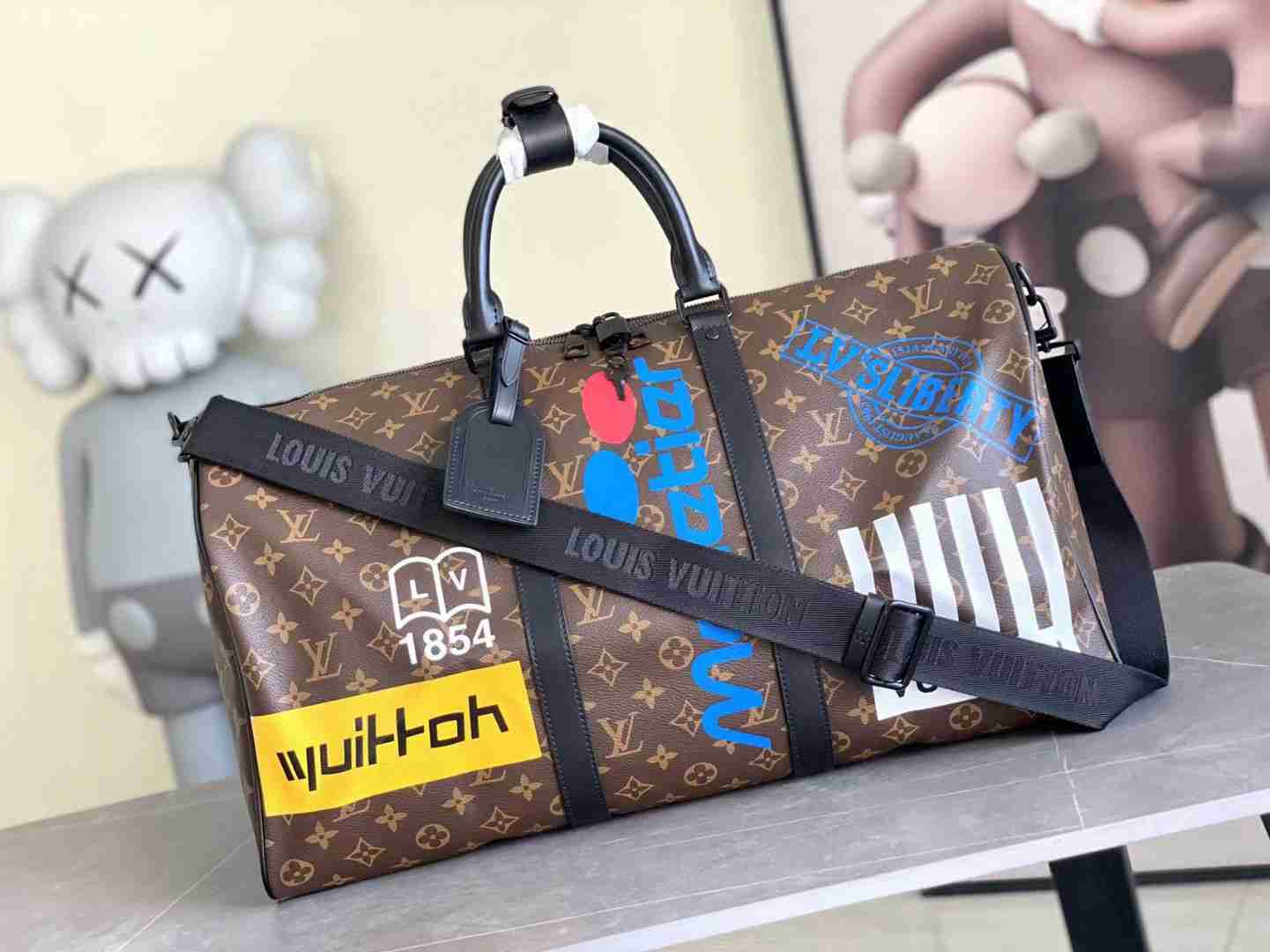 LV Men Bags LVB0119 (high quality）