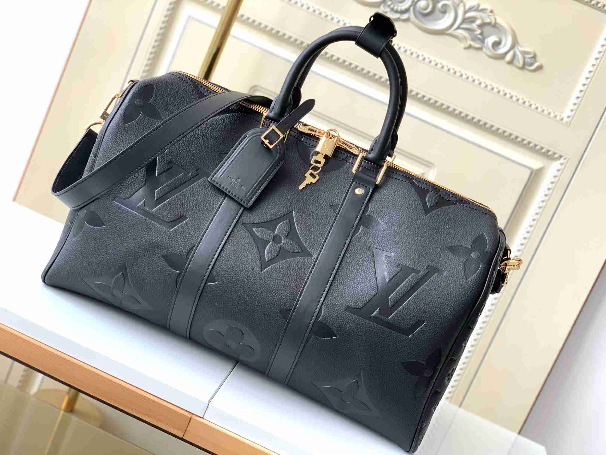 LV Men Bags LVB0123 (high quality）
