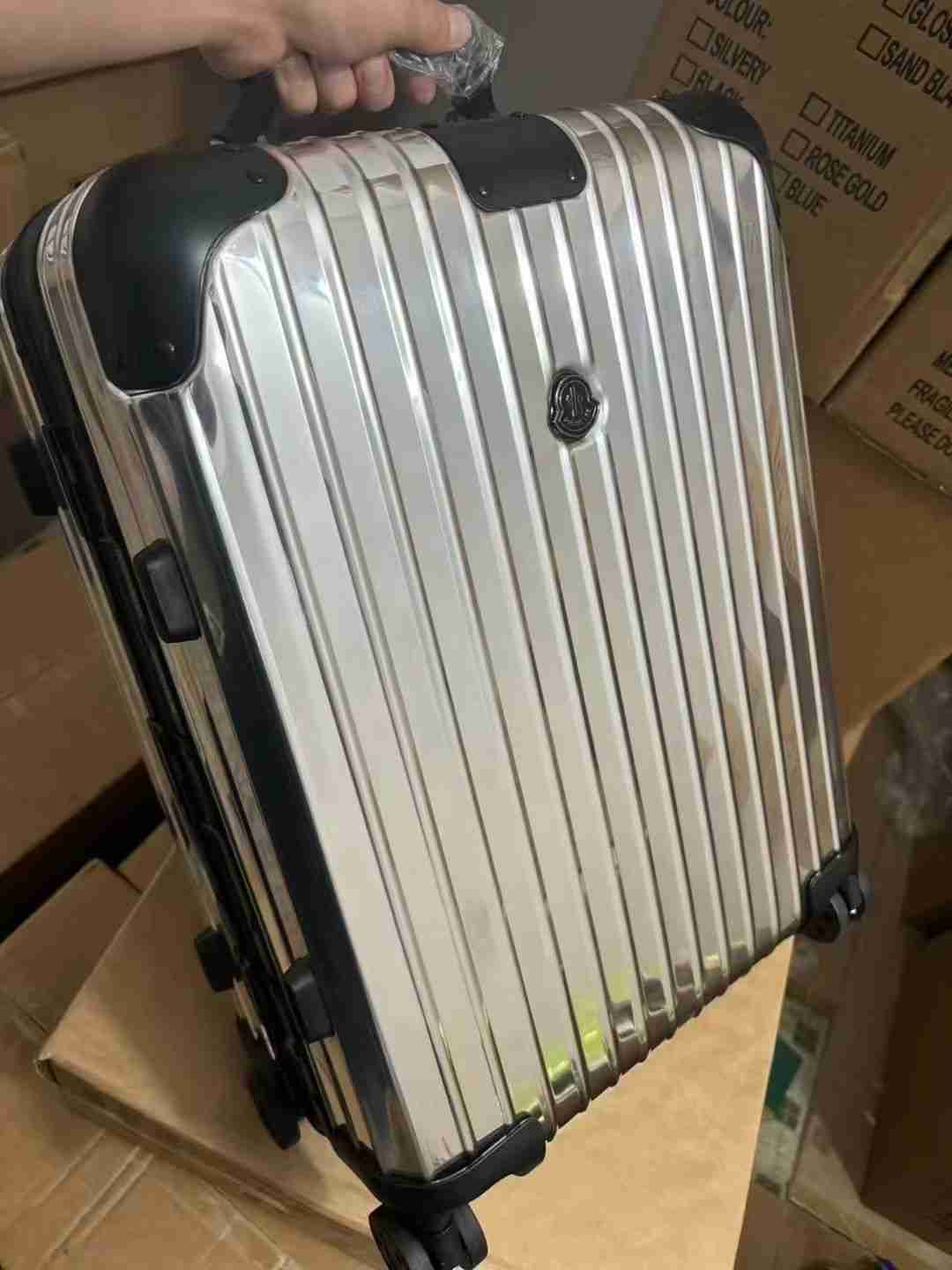 Moncler & Rimowa Suitcase LXX0022 