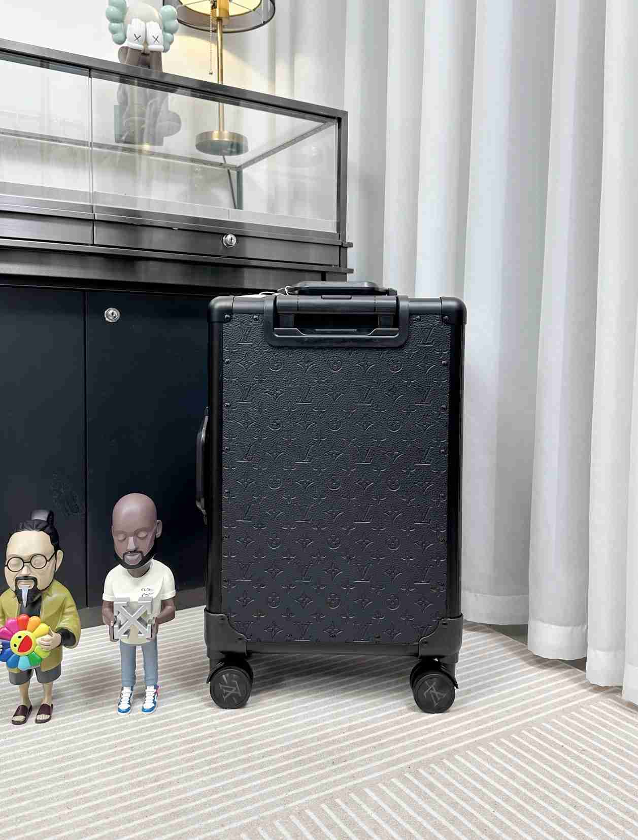 LV Suitcase LXX0034