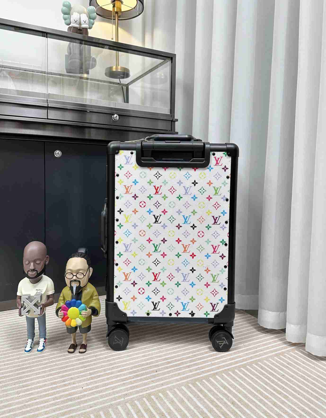 LV Suitcase LXX0035